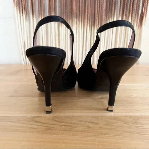 Louis Vuitton Slingback Pumps - Picture 5 of 11